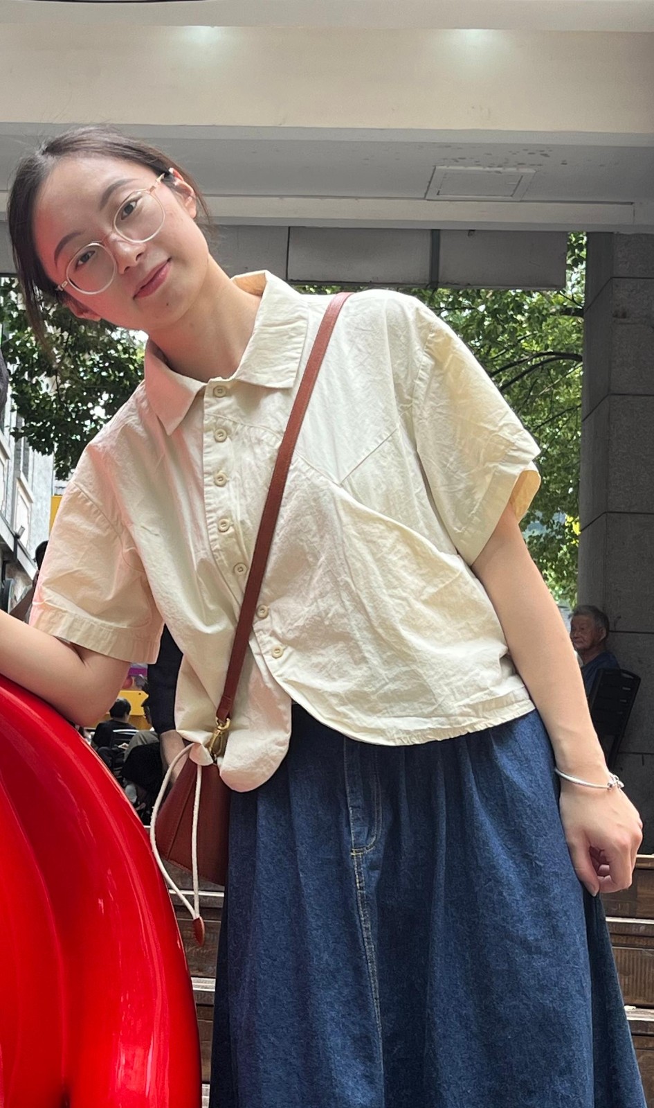 1748226150431111.jpg 汪媛(1).jpg