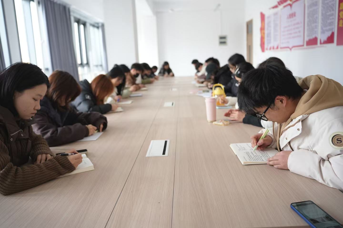 affa6d859fe3a07f53849744030c874e.jpg